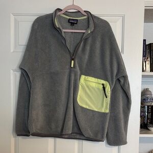 Patagonia Gray and Yellow Fleece Pullover
